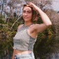 Anna Burch – Mit Tunnelblick zur Klarheit