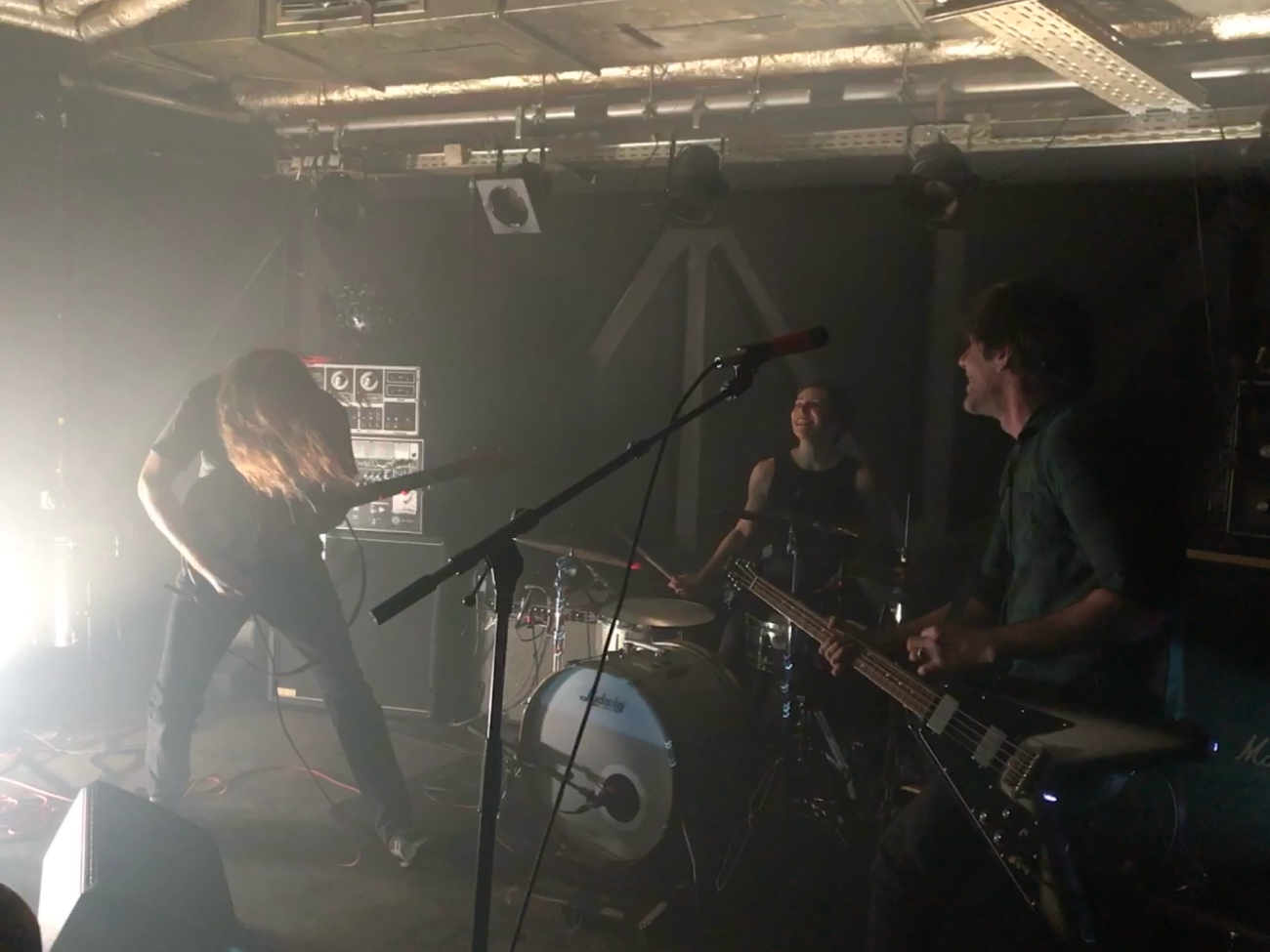 A Place To Bury Strangers – 09.03.2022 – Hamburg, Hafenklang