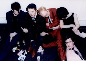 Art Brut, iDou – 15.09.2005 – Berlin, Roter Salon / 17.09.2005 – Münster, Gleis 22