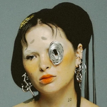 Saya Gray - Saya