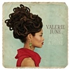 Valerie June – Pushin‘ Against A Stone