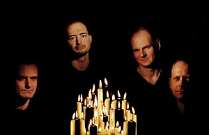 Everon – Zwischen Weißem Haus und Berghöhle