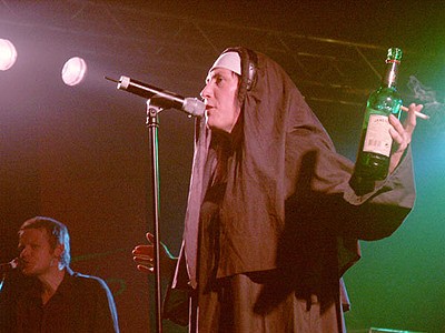 Chumbawamba, Bettina Schelker – 03.10.2004 – Köln, Kantine