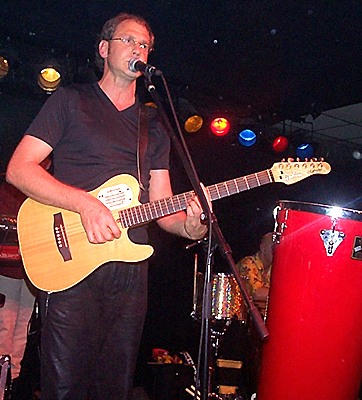 Menino – 25.04.2002 – Bonn, Harmonie
