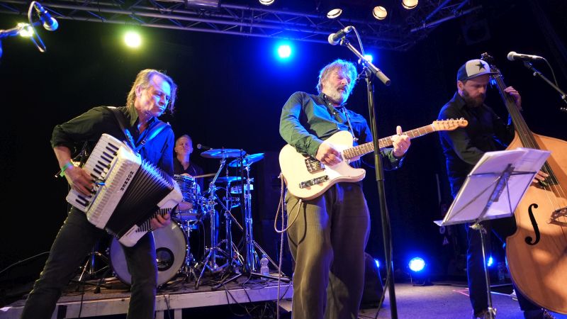 M. Walking On The Water – 22.03.2022 – Köln, Gebäude 9