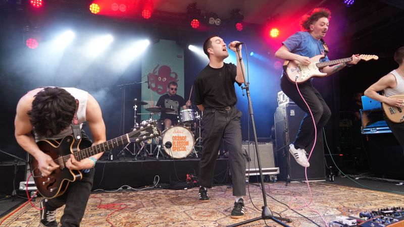 Orange Blossom Special 26 – 2. Teil – 18.05.2024 – Beverungen, Glitterhouse-Garten
