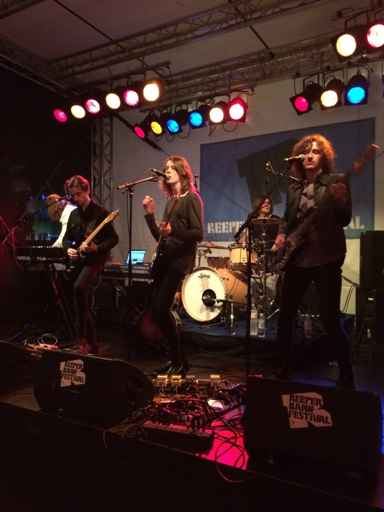 Blossoms - 24.09.15 - Hamburg (Foto: David Bluhm)