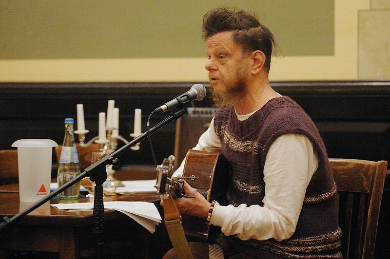 Tom Liwa – 30.10.2020 – Essen, Lukas – Der kulinarische Bahnhof