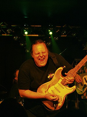 Walter Trout And The Radicals, Peer Gynt – 19.02.2002 – Bonn, Jazz Gallerie