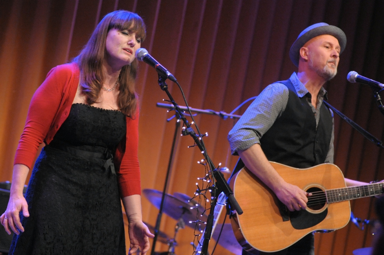 Hidden Agenda Deluxe feat. Oh Susanna