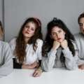 Hinds – Verrückt nach Liebe