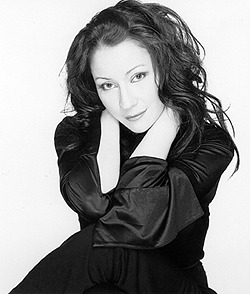Holly Cole – Baby, it’s Cole outside
