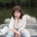 Julia Hummer & Too Many Boys – „Ich bin zu jung, um irgendwas zu machen, das nicht schockt“