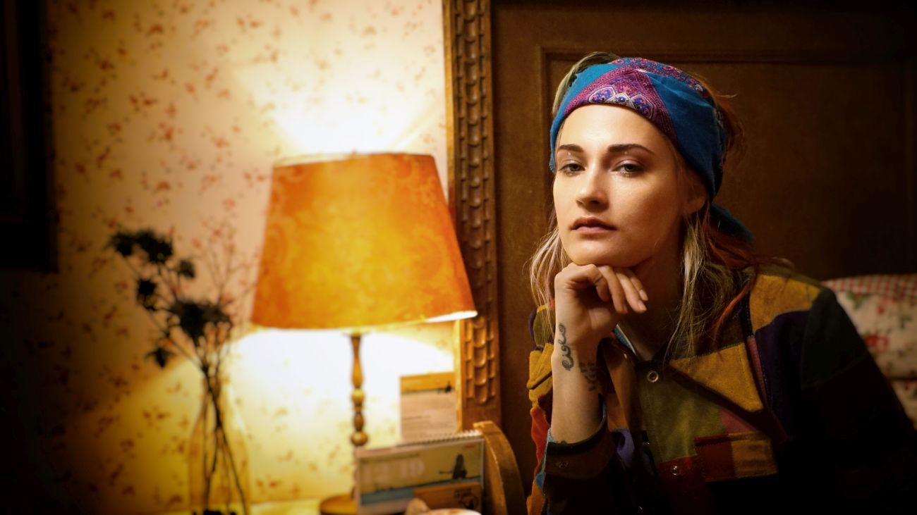 Lauren Ruth Ward – Haare und Musik