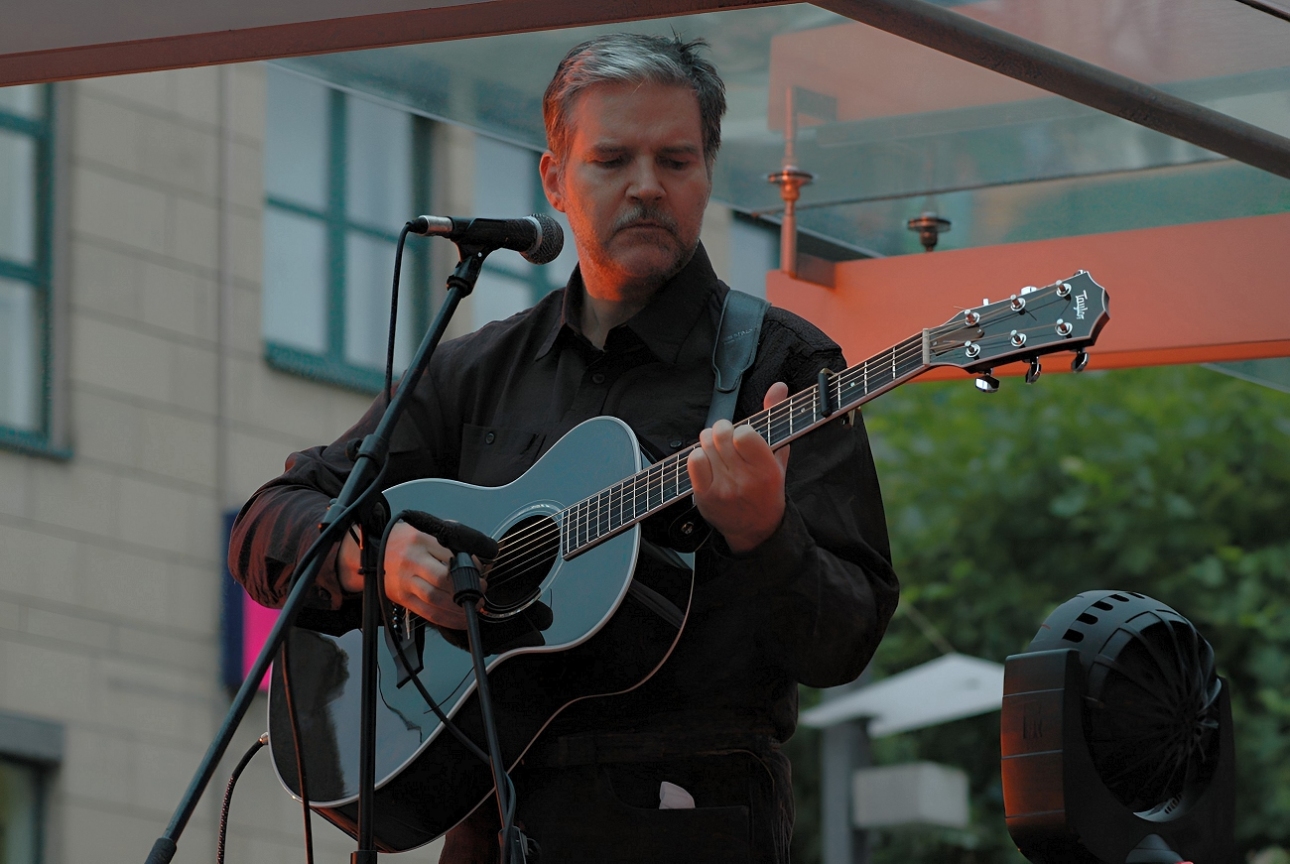 Lloyd Cole