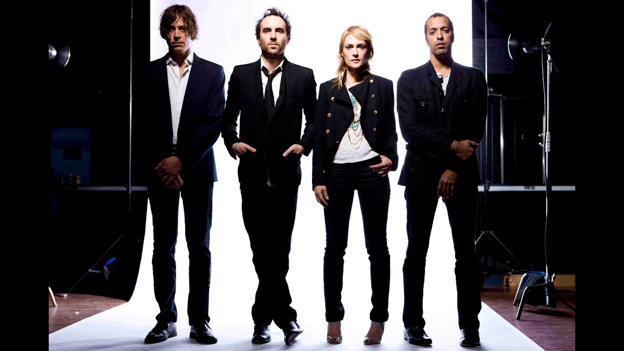 Metric – Wände mit Türen