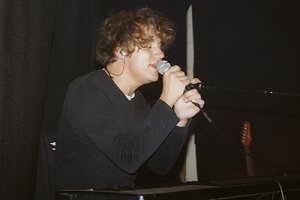 Slut, Pelzig – 12.10.2004 – Köln, Gebäude 9