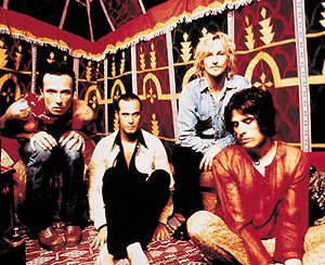 Stone Temple Pilots, Boy Hits Car – 29.08.2001 – Hamburg, Große Freiheit 36