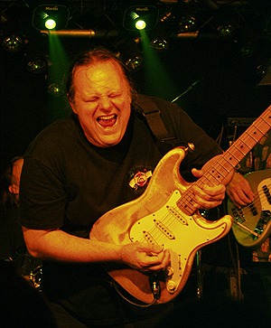 Walter Trout And The Radicals, Peer Gynt – 19.02.2002 – Bonn, Jazz Gallerie