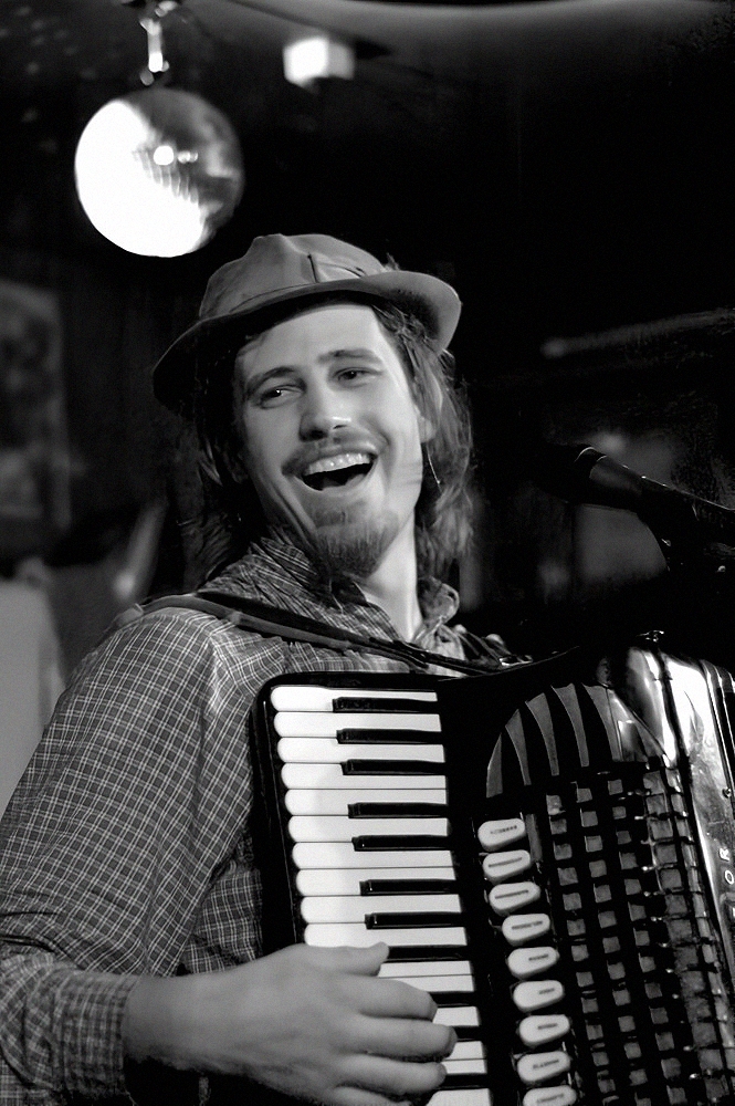 Jason Webley – 08.09.2011 – Dortmund, Subrosa