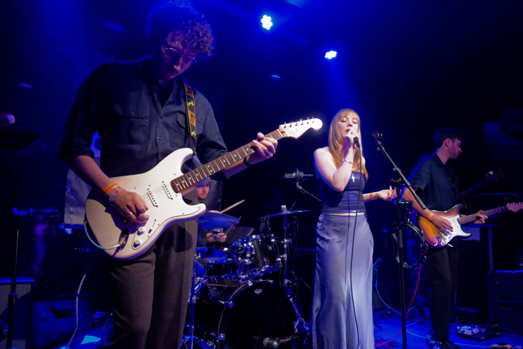 Night Swimming - 25.10.2025 - Rotterdam, Left Of The Dial (Foto: David Bluhm)