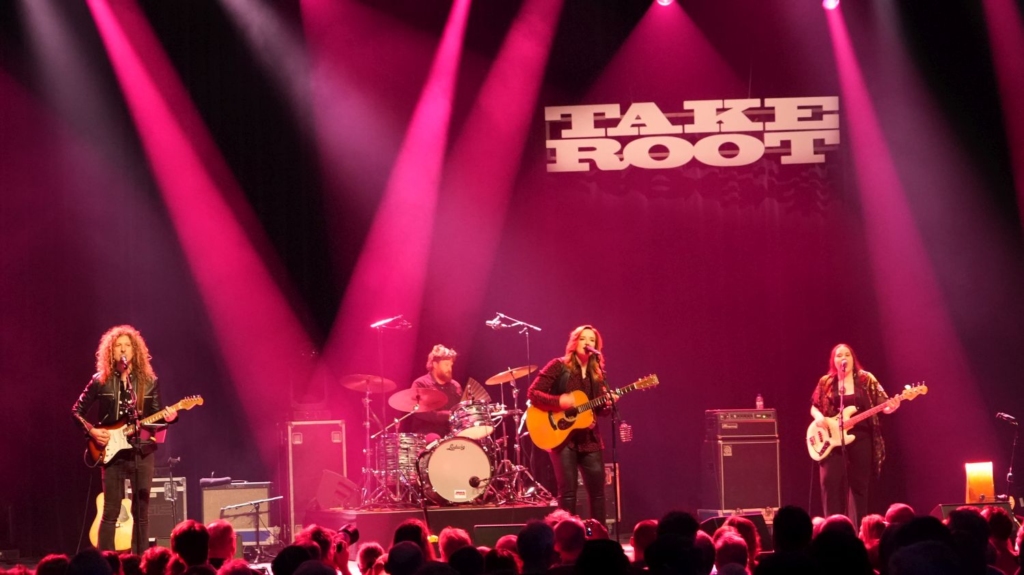 Brandy Clark - 01.11.2025 - Take Root Festival (Foto: Ullrich Maurer)