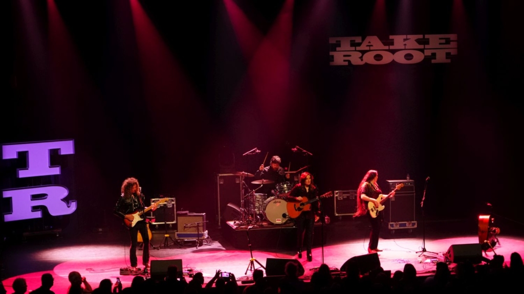 Brandy Clark - 01.11.2025 - Take Root Festival (Foto: Ullrich Maurer)