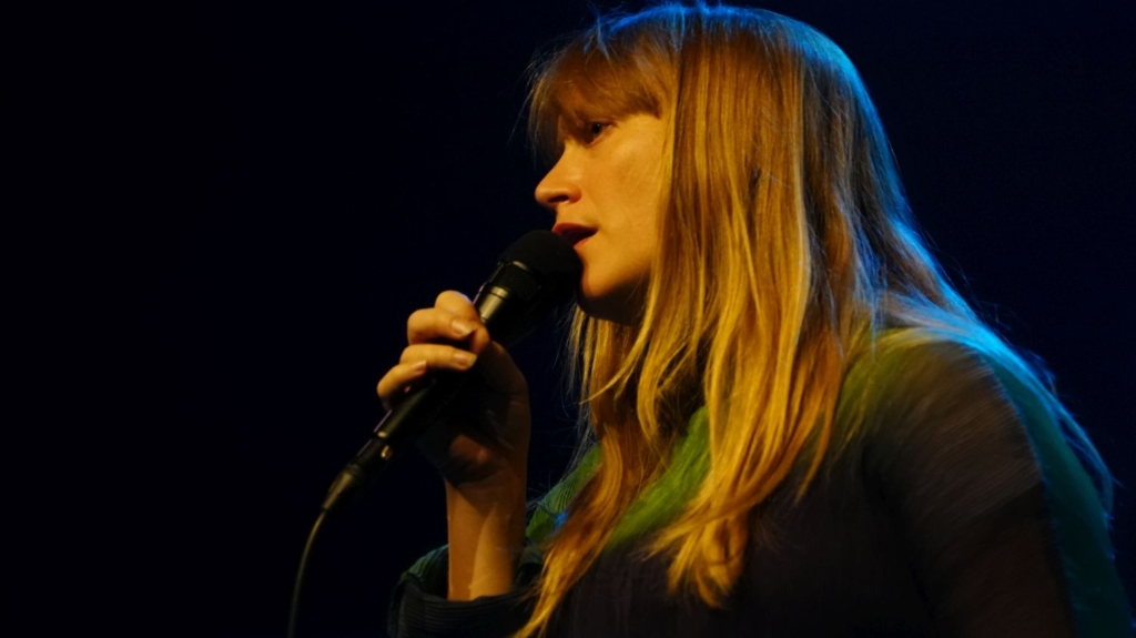 The Weather Station - 01.11.2025 - Take Root Festival (Foto: Ullrich Maurer)