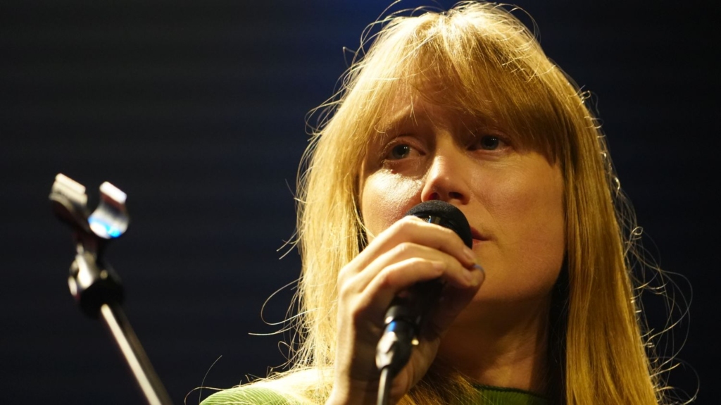 The Weather Station - 01.11.2025 - Take Root Festival (Foto: Ullrich Maurer)