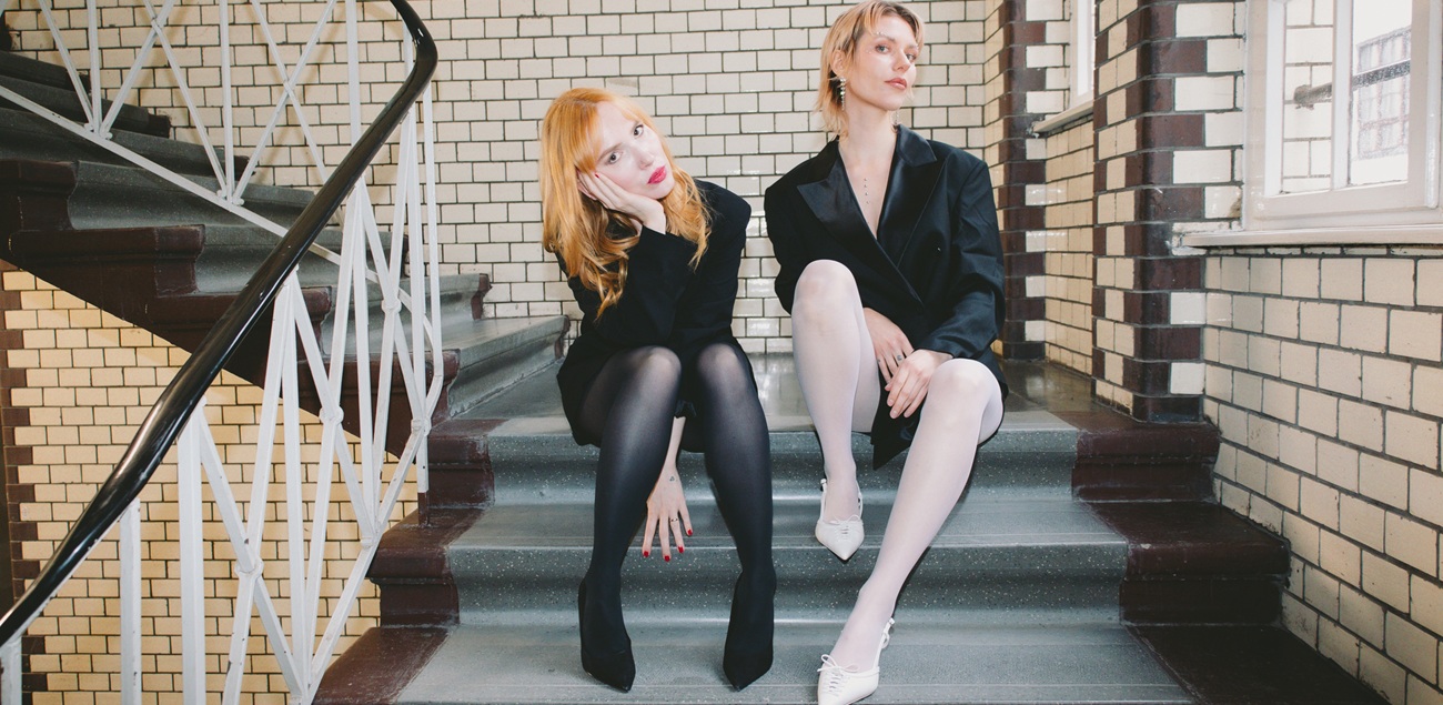 Christin Nichols & Gwen Dolyn – Bittere Pillen