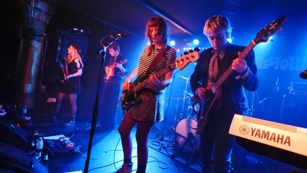 Man/Woman/Chainsaw - 18.09.2025 - Hamburg, Reeperbahn Festival (Foto: Ullrich Maurer)