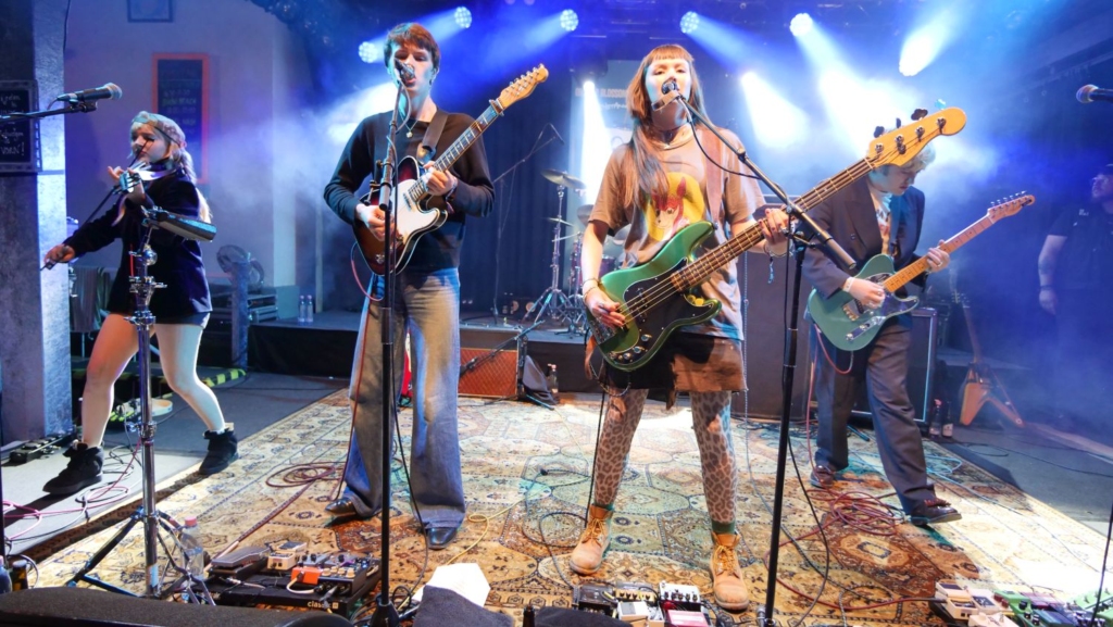 Man/Woman/Chainsaw - 22.05.2026 - OBS 28 (Foto: Ullrich Maurer)